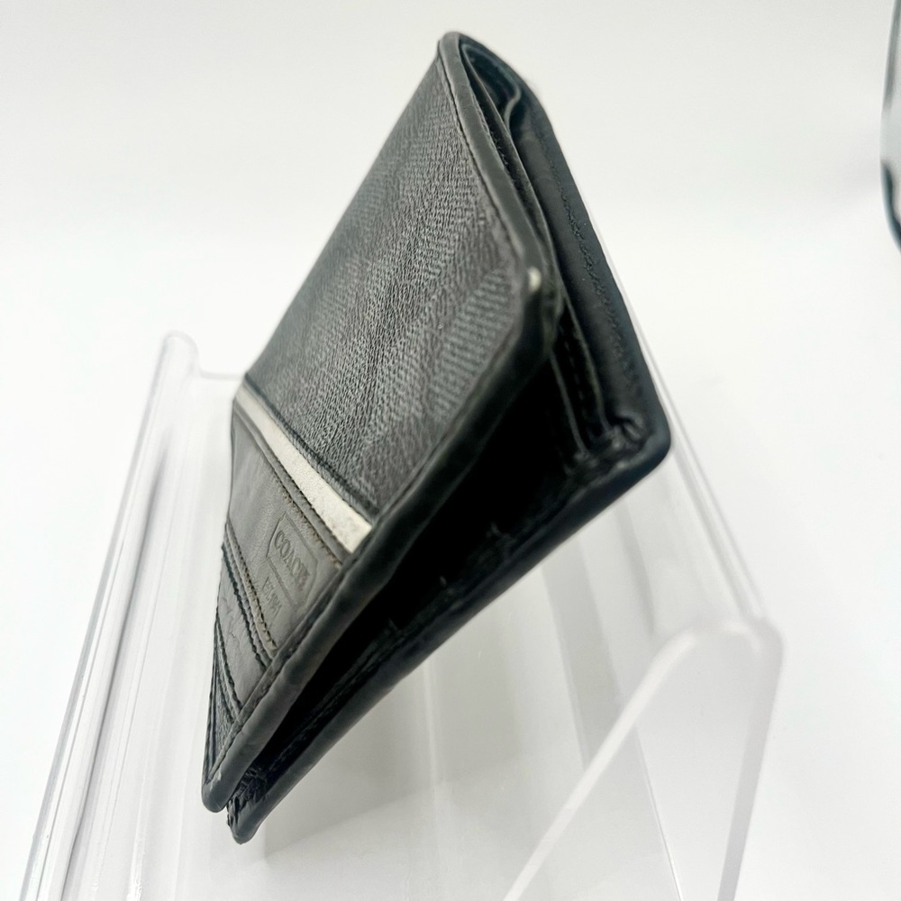 COACH Black*White*Gray Signature CC’s Bi-Fold Wallet - Picture 4 of 8